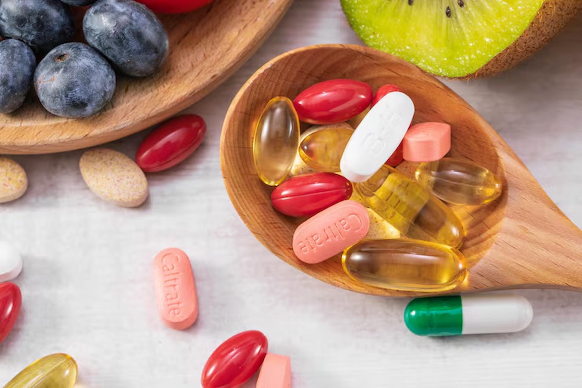 Choosing the Right Daily Supplements: A Beginner’s Guide to Essential Vitamins and Minerals